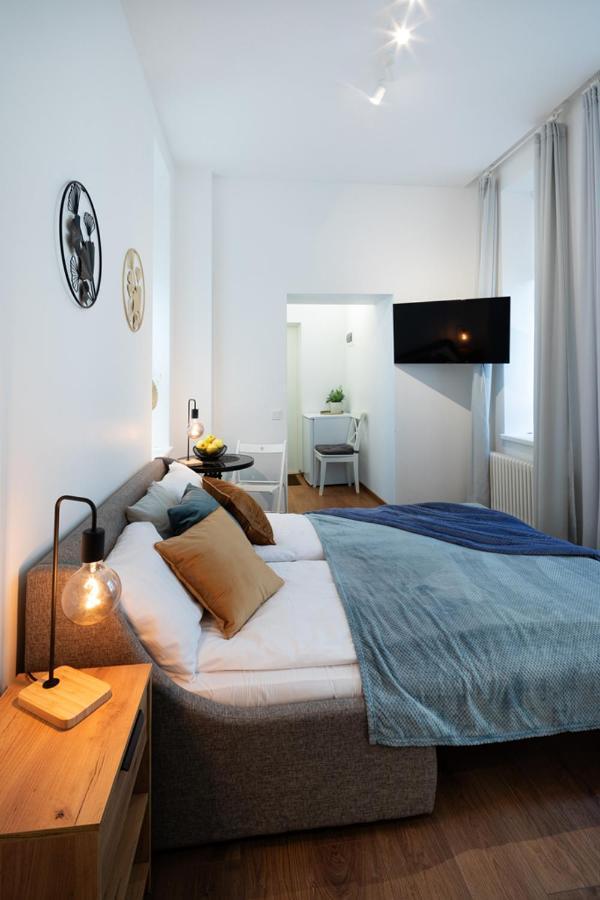 Kalnina Street Studio Apartment Riga Dış mekan fotoğraf
