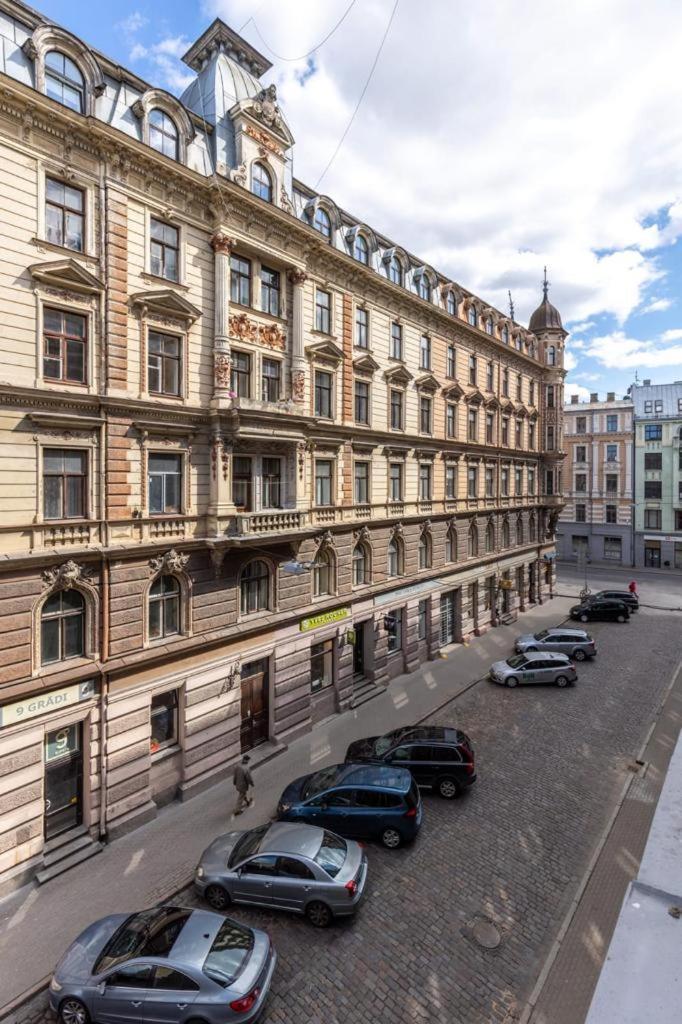Kalnina Street Studio Apartment Riga Dış mekan fotoğraf